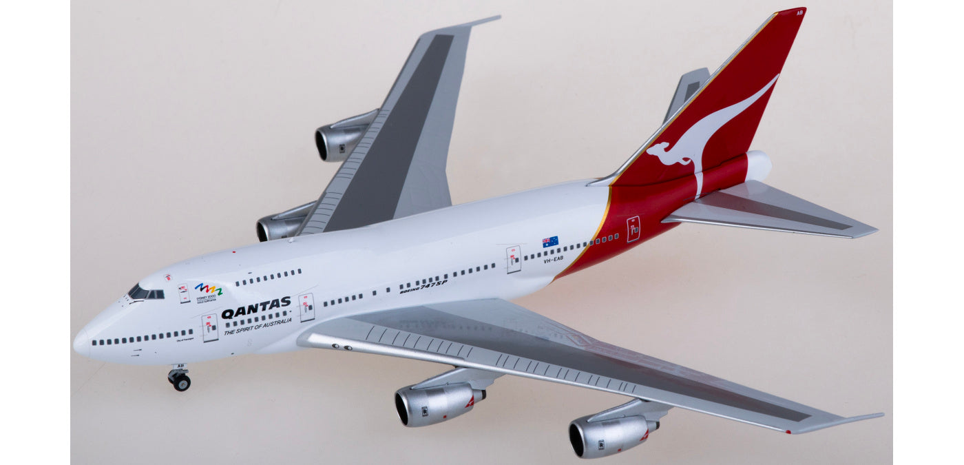 1:400 NG Models NG07037 Qantas Airways Boeing 747SP VH-EAB Aircraft Model+Free Tractor