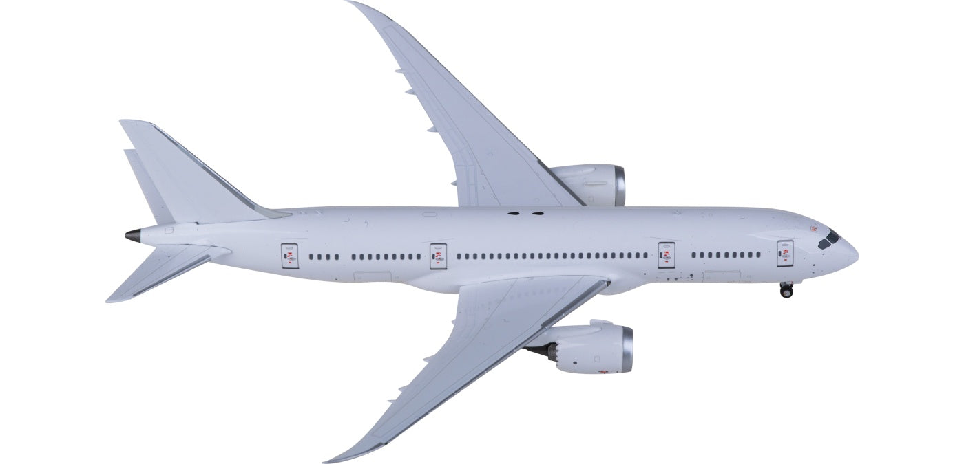 1:400 NG Models NG59026 Boeing 787-8 RR Engine Blank Aircraft Model+Free Tractor