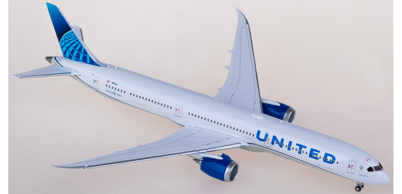 1:400 Geminijets  GJUAL2229 United Airlines Boeing 787-10 N13014 Aircraft Model+Free Tractor