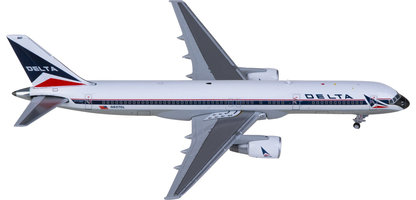 1:400 Geminijets GJDAL2235 Delta Air Lines  Boeing 757-200 N607DL Aircraft Model+Free Tractor