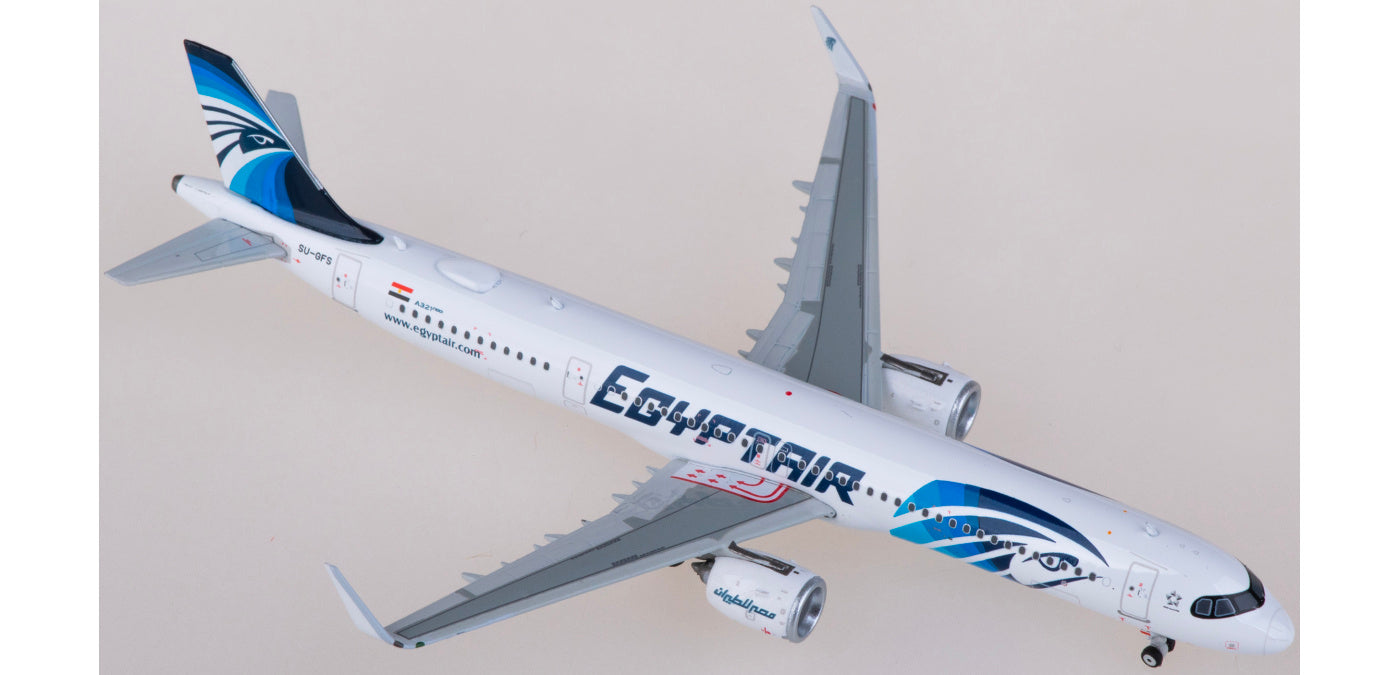 1:400 Phoenix PH11857 EgyptAir Airbus A321 SU-GFS Aircraft Model+Free Tractor