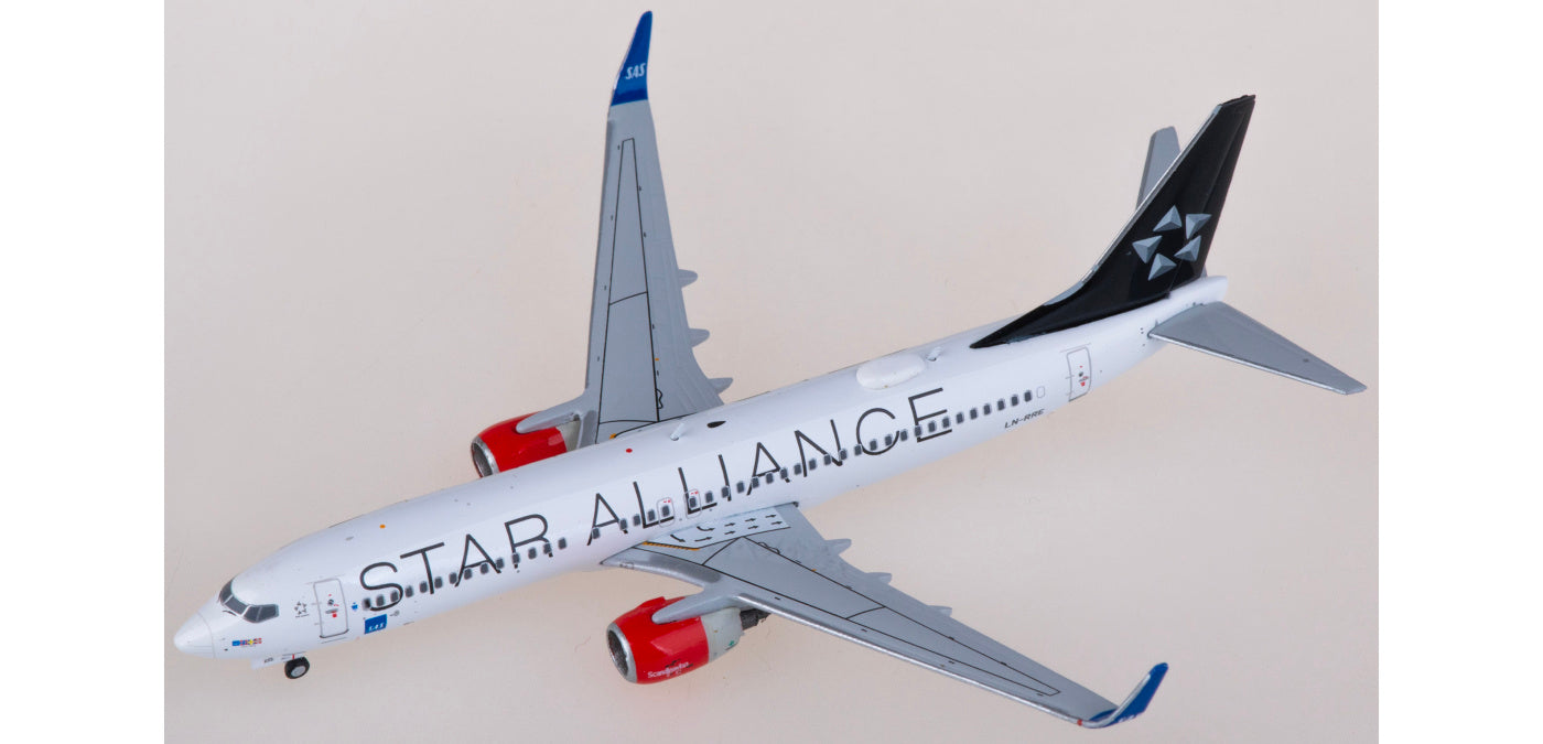 1:400 JC Wings XX40022 SAS Boeing 737-800 LN-RRE  "Star Alliance" Aircraft Model+Free Tractor