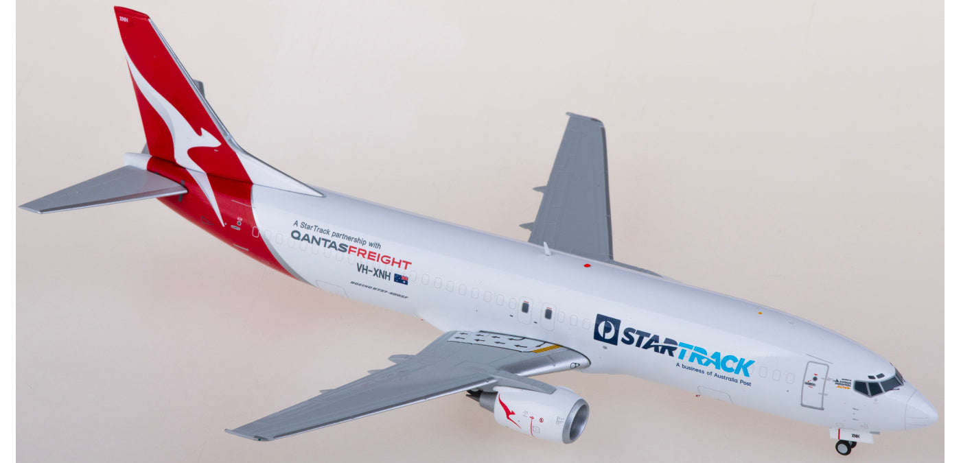 1:200 JC Wings XX20394 Qantas Boeing 737-400SF VH-XNH Aircraft Model