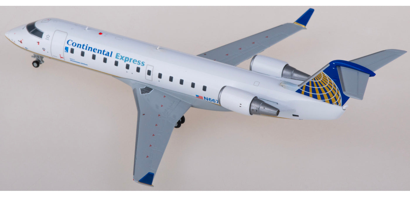 1:200 JC Wings XX2653 Continental Airlines Bombardier CRJ200ER N667BR Aircraft Model