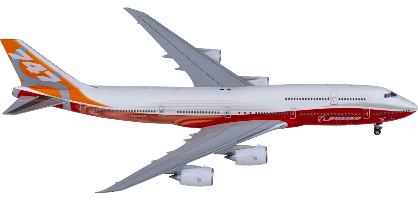 1:400 JC Wings XX40142 Boeing 747-8i N6067E Aircraft Model+Free Tractor