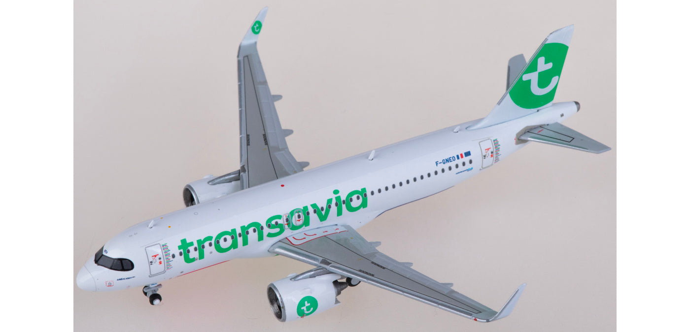 1:400 Geminijets  GJTRA2249 Transavia  Airbus A320neo F-GNEO Aircraft Model+Free Tractor