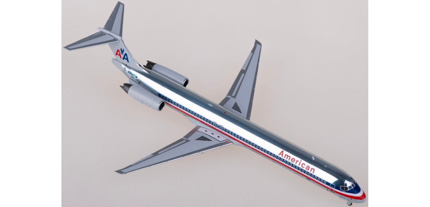 1:400 NG Models NG83003 American Airlines McDonnell Douglas MD-83 N984TW Aircraft Model+Free Tractor