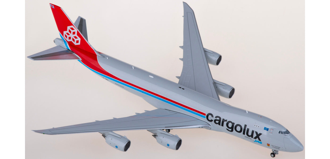 1:400 JC Wings XX40155 Cargolux Cargo Boeing 747-8F LX-VCI Aircraft Model+Free Tractor