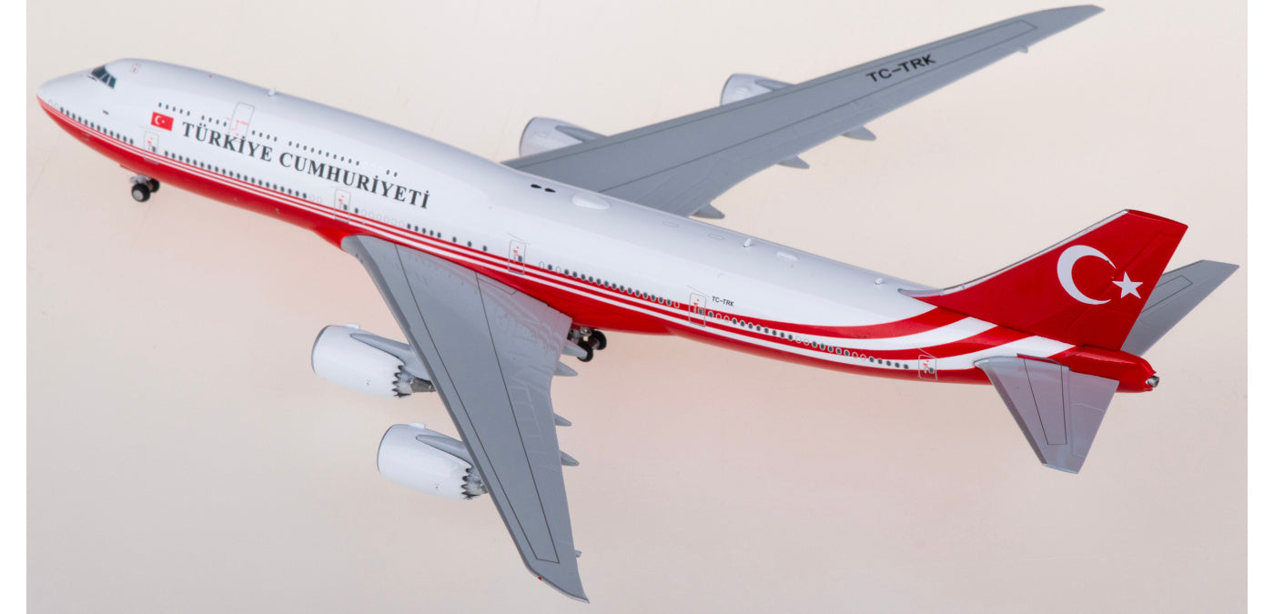 1:400 JC Wings LH4346 Turkey Government Boeing 747-8 BBJ TC-TRK Aircraft Model+Free Tractor