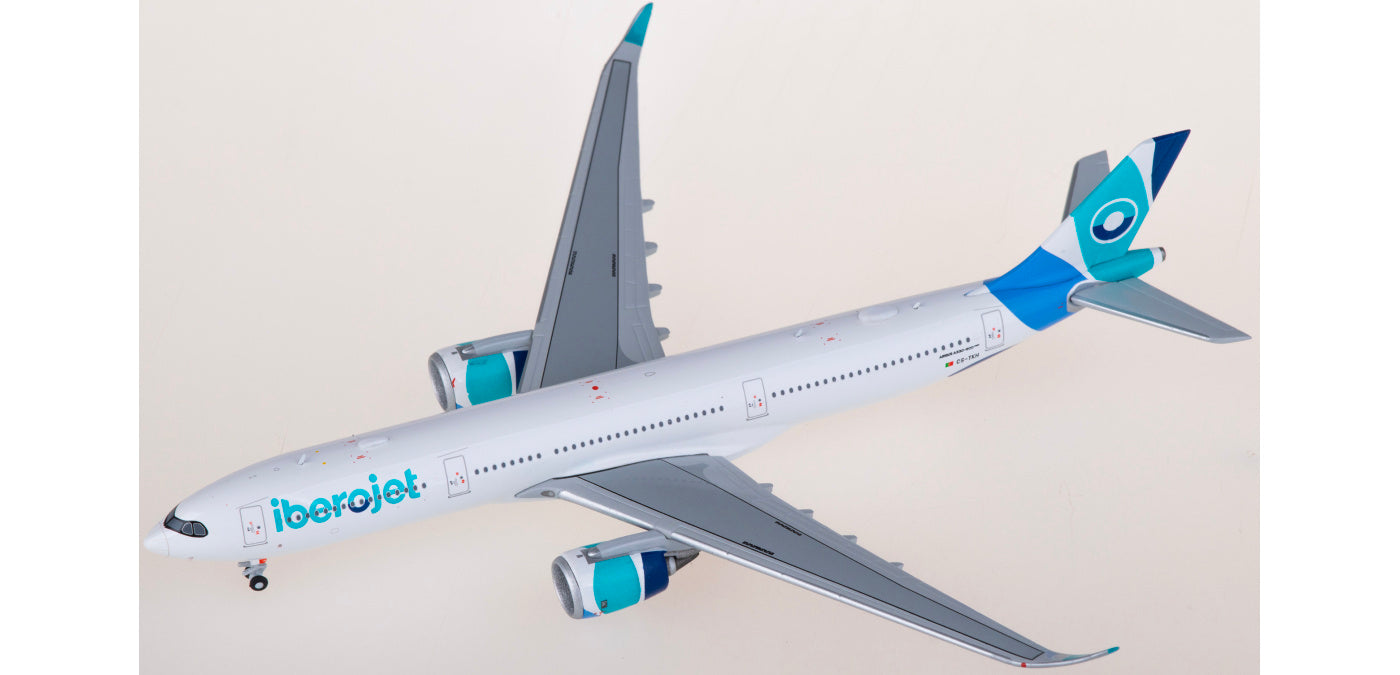 1:400 JC Wings LH4305 Iberojet Airbus A330-900neo CS-TKH Aircraft Model+Free Tractor