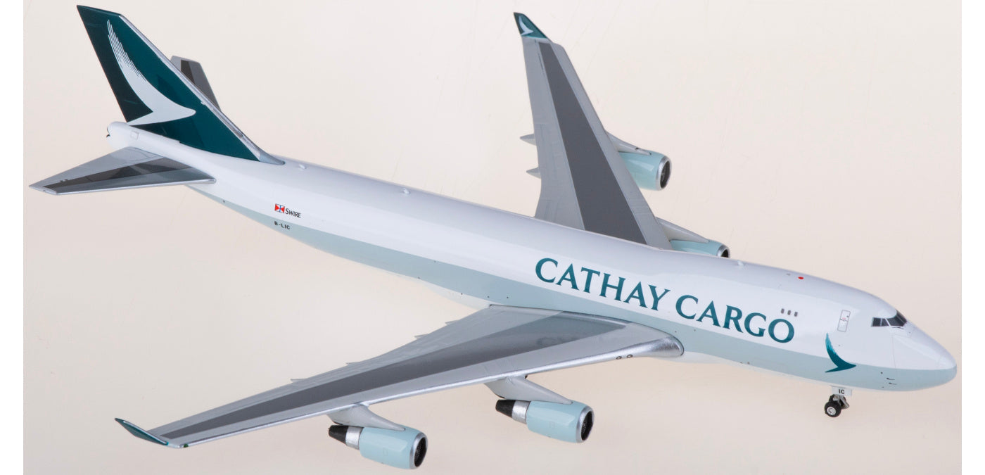 1:400 Phoenix PH04585 Cathay Pacific Cargo Boeing 747-400 B-LIC Aircraft Model+Free Tractor