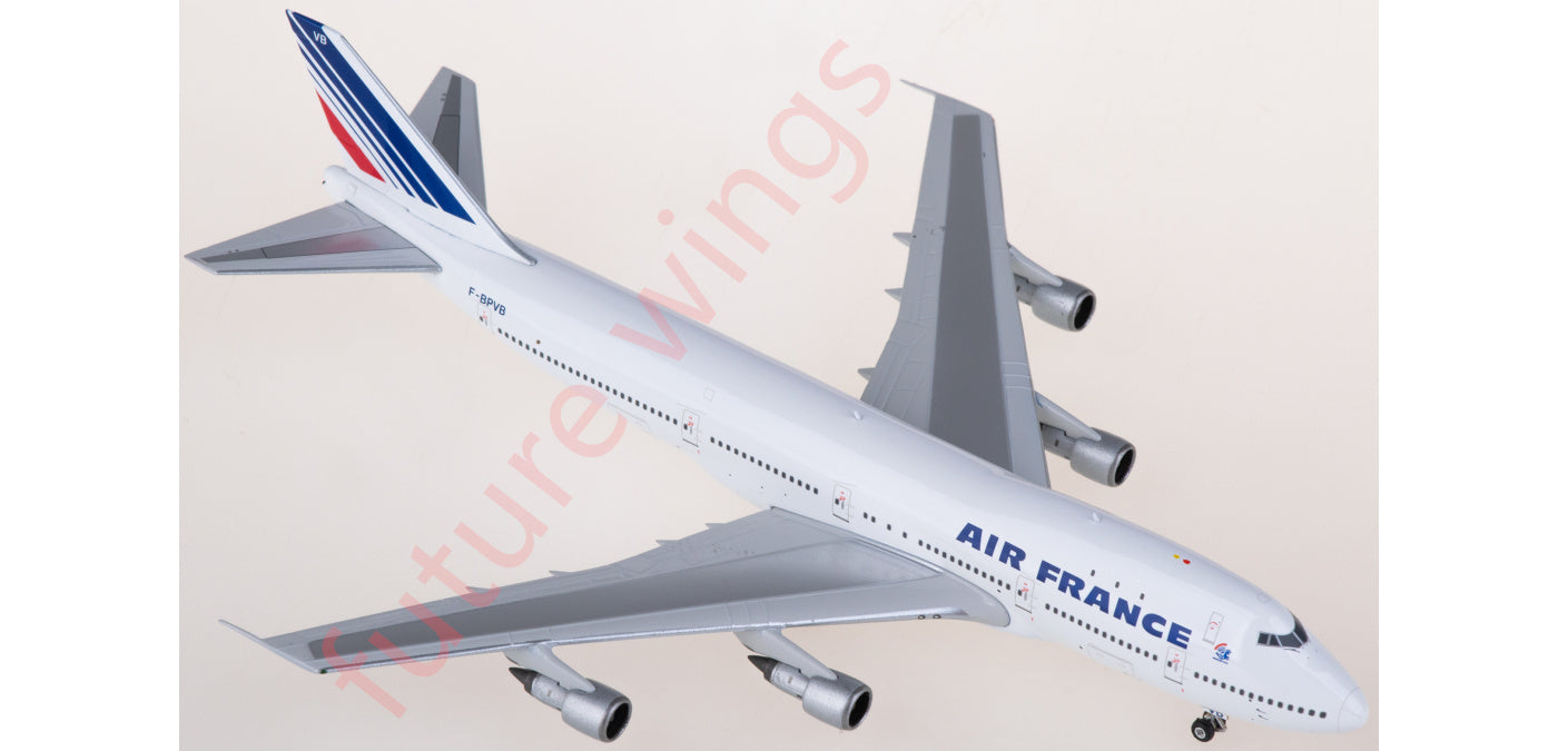 1:400 Phoenix PH11909 Air France Boeing 747-100 F-BPVB Aircraft Model+Free Tractor