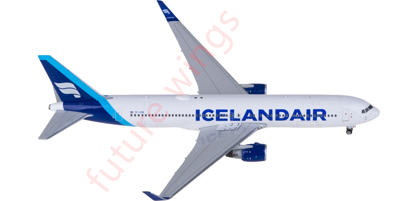 1:400 Phoenix PH11910 Icelandair Boeing 767-300ER TF-ISW Boreal Blue Aircraft Model+Free Tractor