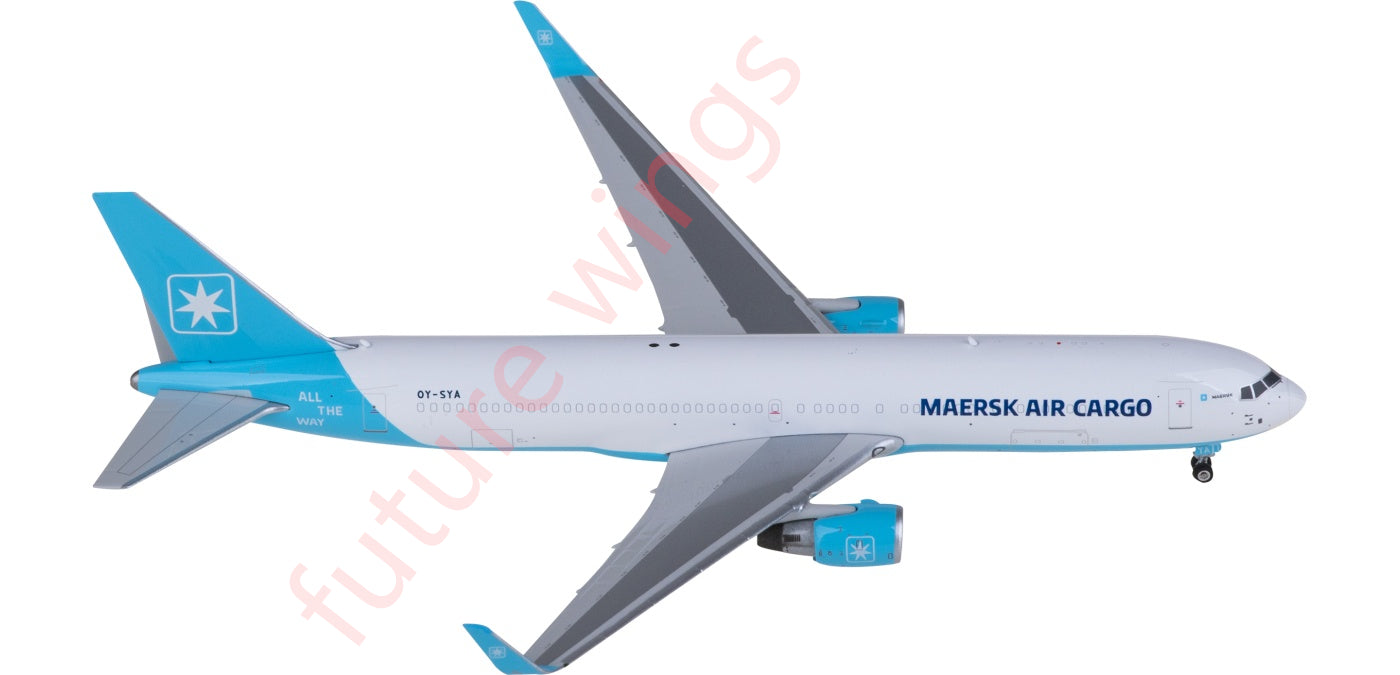 1:400 Phoenix PH11912 Maersk Air Boeing 767-300ER OY-SYA Aircraft Model+Free Tractor