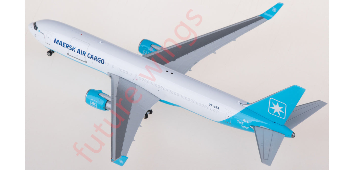 1:400 Phoenix PH11912 Maersk Air Boeing 767-300ER OY-SYA Aircraft Model+Free Tractor