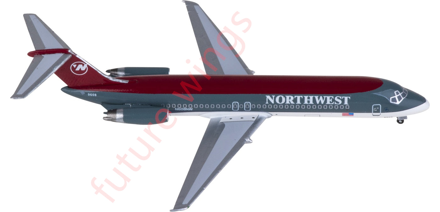 1:400 AeroClassics AC411324 Northwest Airlines McDonnell Douglas DC-9-32 N608NW Aircraft Model+Free Tractor