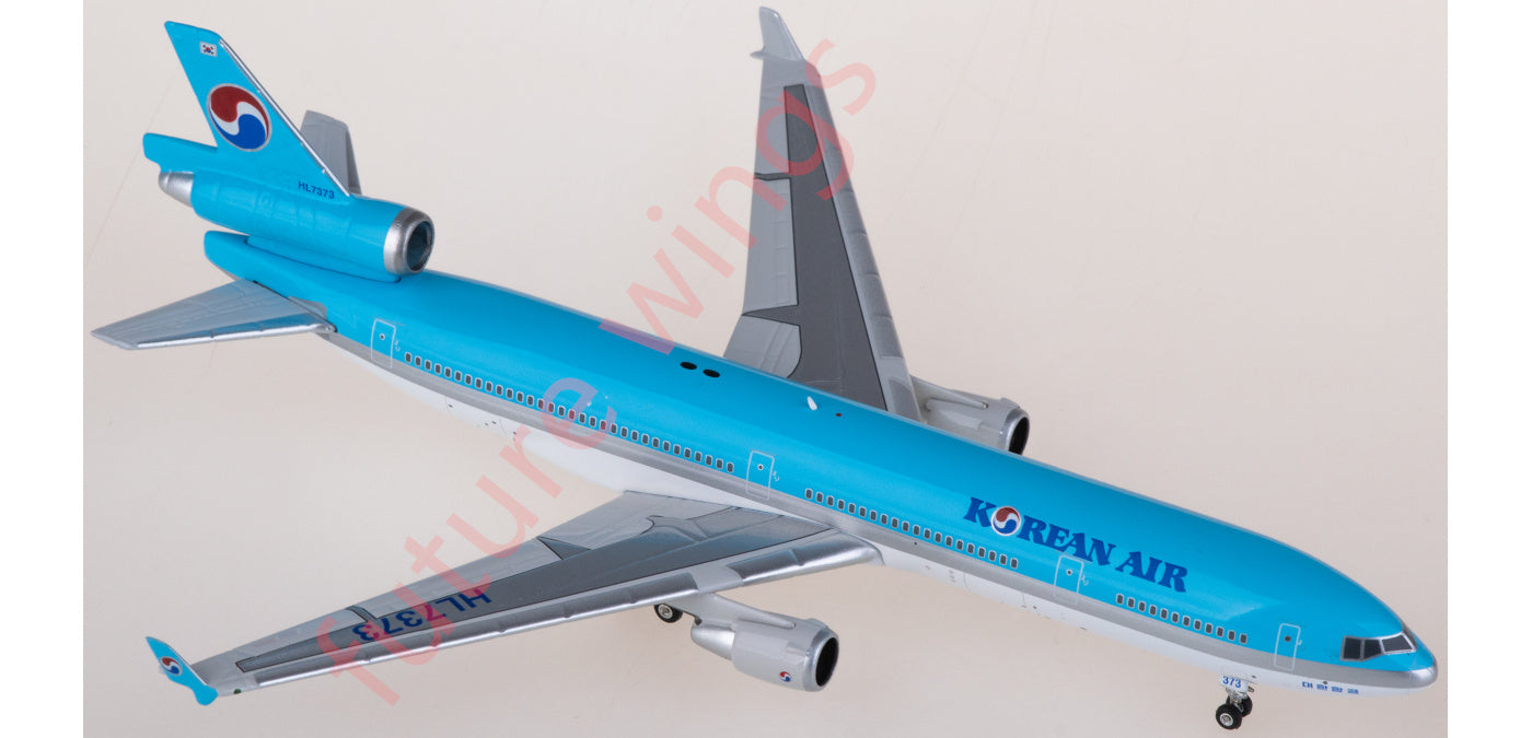 1:400 Phoenix PH04591 Korean Air McDonnell Douglas MD-11 HL7373 Aircraft Model+Free Tractor