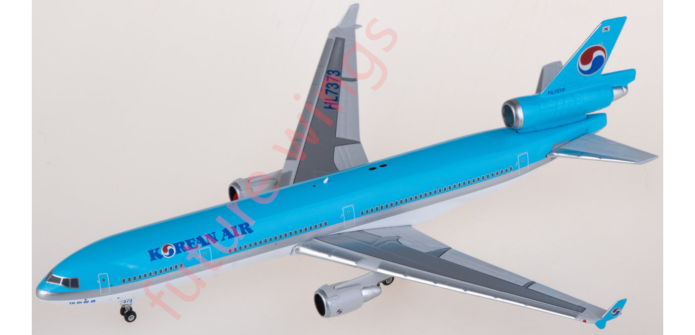 1:400 Phoenix PH04591 Korean Air McDonnell Douglas MD-11 HL7373 Aircraft Model+Free Tractor