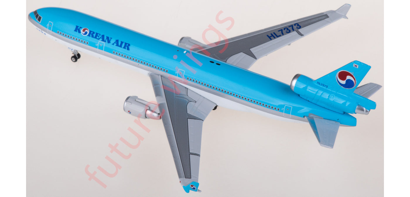 1:400 Phoenix PH04591 Korean Air McDonnell Douglas MD-11 HL7373 Aircraft Model+Free Tractor