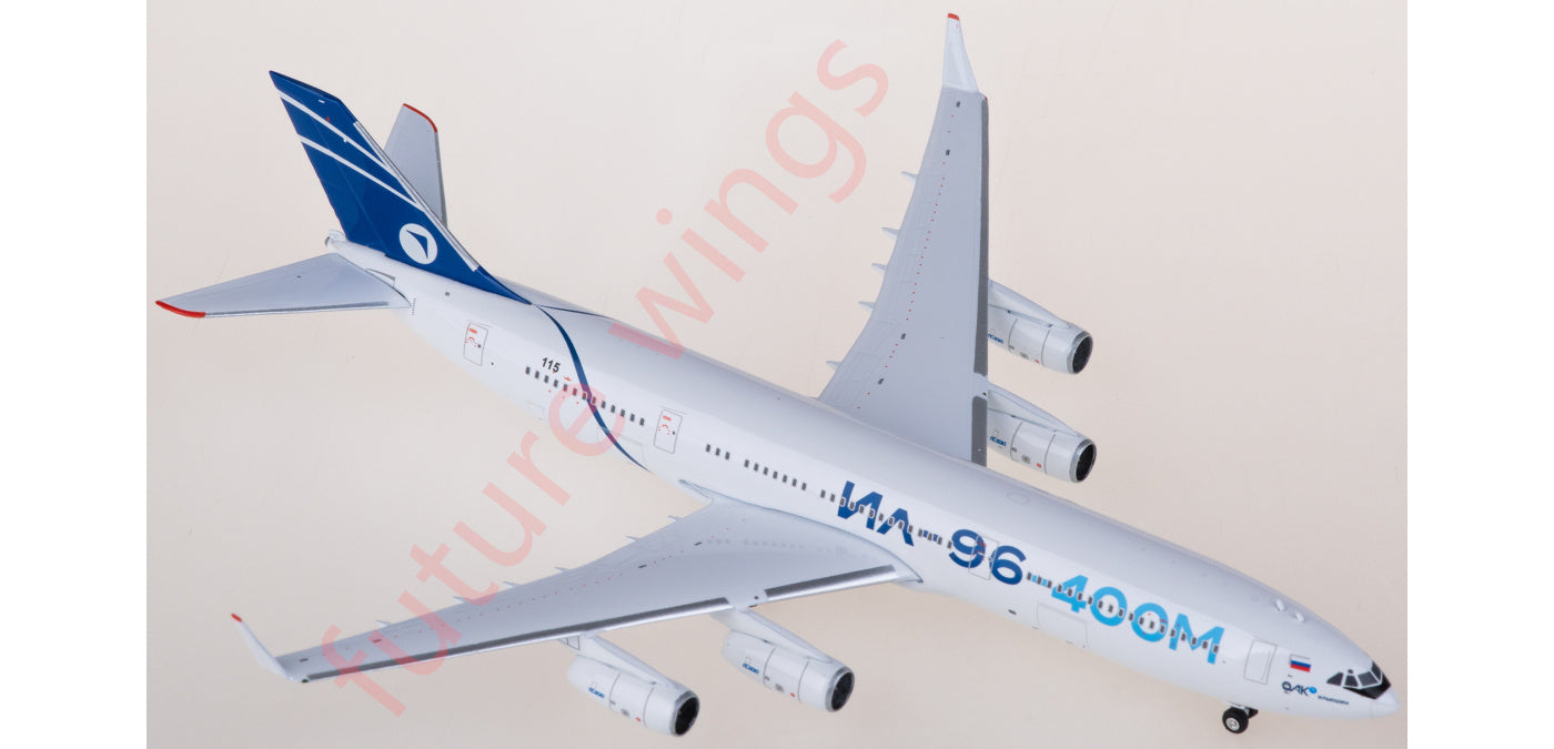 1:400 Phoenix PH11913 United Aircraft Corporation Ilyushin IL-96-400 M96115 Aircraft Model+Free Tractor