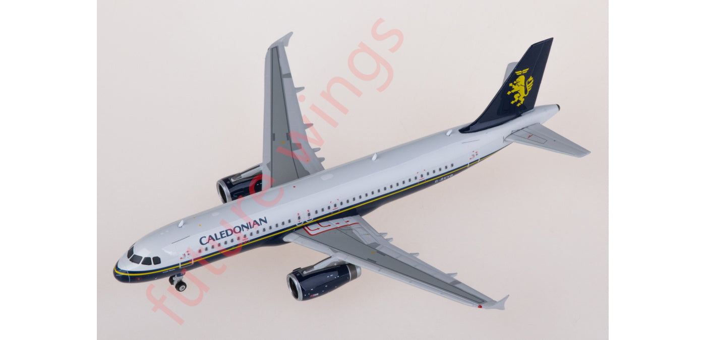 1:400 Phoenix PH04599 Caledonian Airways Airbus A320 G-BVYB Aircraft Model+Free Tractor