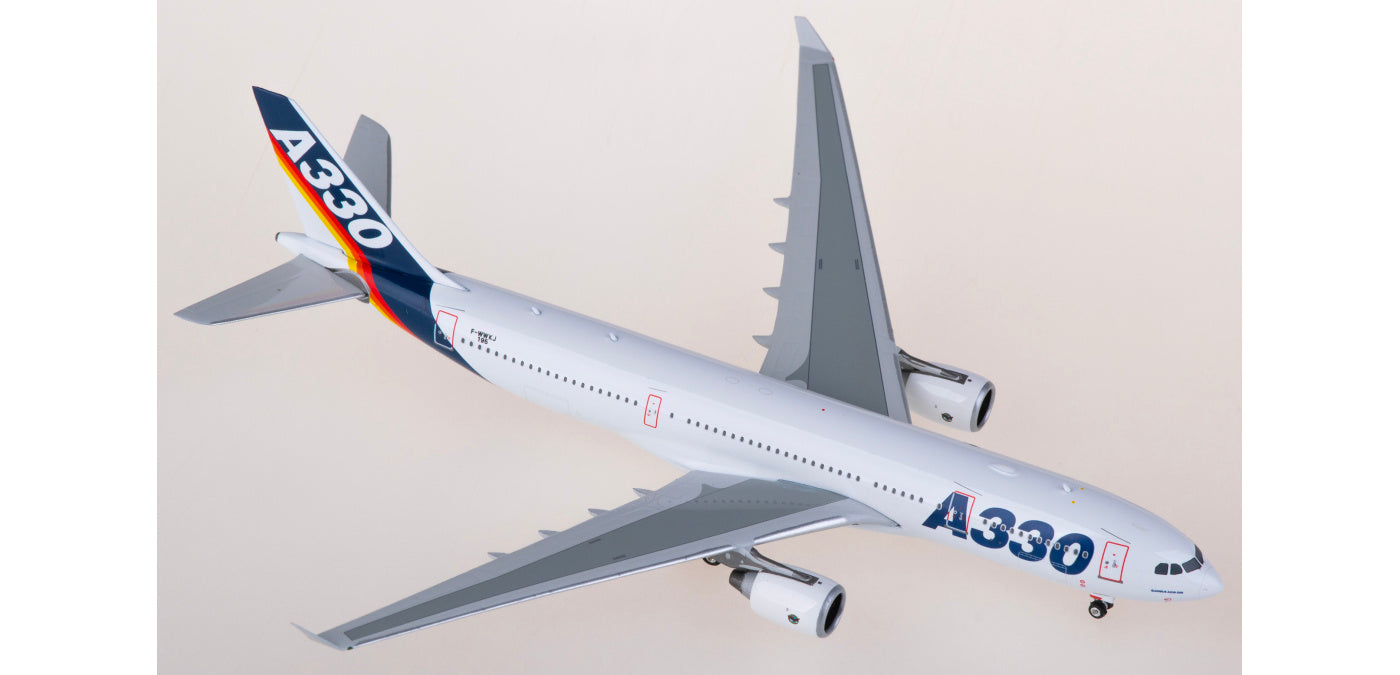 1:400 Phoenix PH11918 Airbus A330-200 F-WWKJ Aircraft Model+Free Tractor