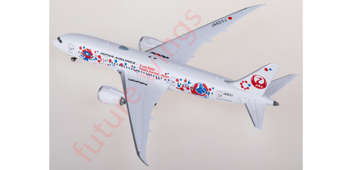 1:400 Phoenix PH04603 Japan Airlines Boeing 787-8 JA823J Aircraft Model+Free Tractor