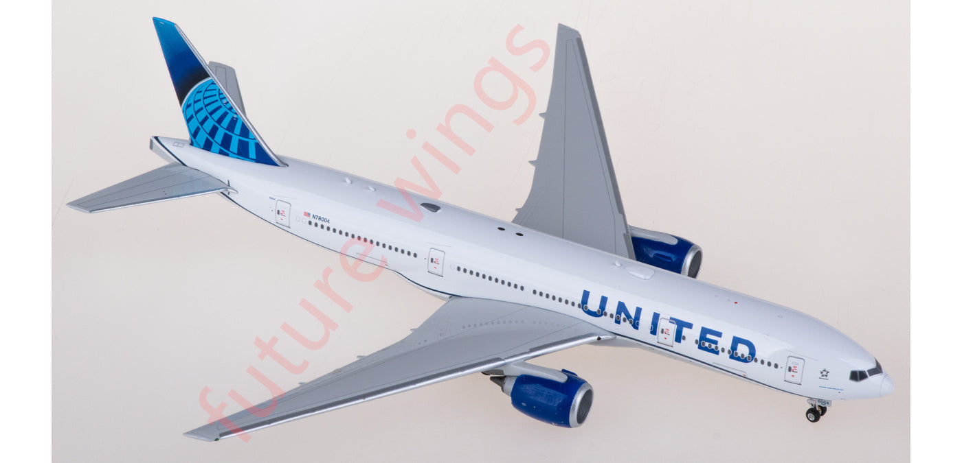 1:400 Phoenix PH04607 United Airlines Boeing 777-200ER N78004 Aircraft Model+Free Tractor