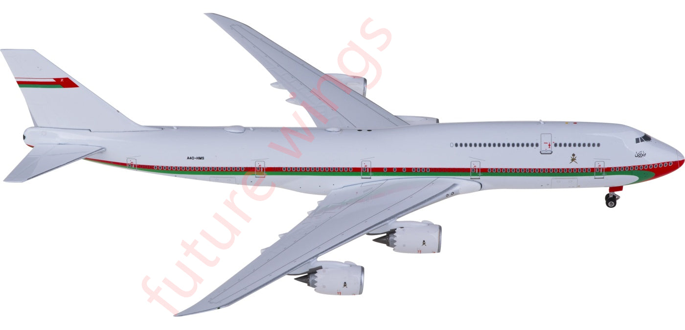 1:400 Phoenix PH11933 Oman Boeing 747-8 A4O-HMS Aircraft Model+Free Tractor