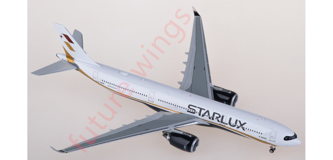 1:400 Phoenix PH11928 Starlux Airlines Airbus A330-900neo B-58305 Aircraft Model+Free Tractor