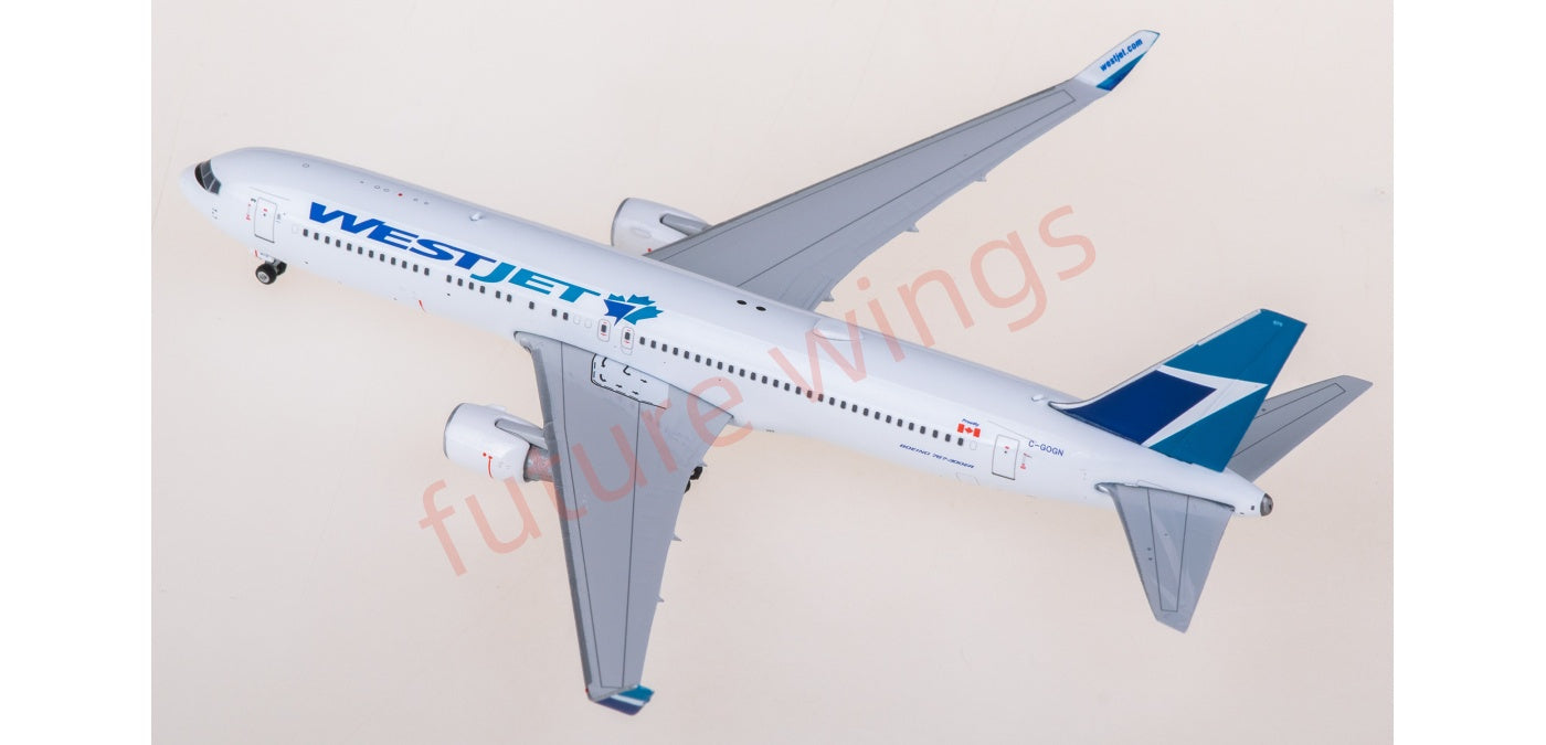 1:400 Phoenix PH04637 WestJet Boeing 767-300ER C-GOGN Aircraft Model+Free Tractor