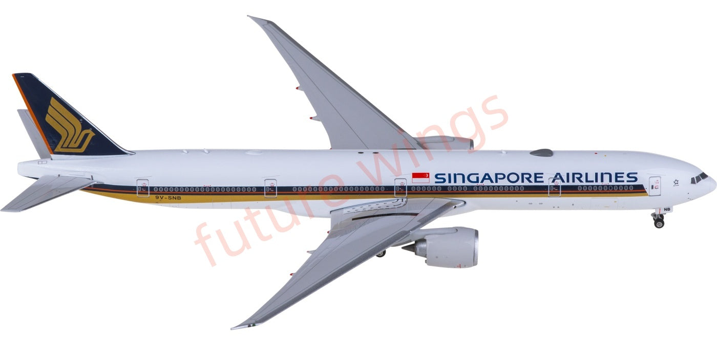 1:400 Phoenix PH04631 Singapore Airlines Boeing 777-300ER 9V-SNB Aircraft Model+Free Tractor