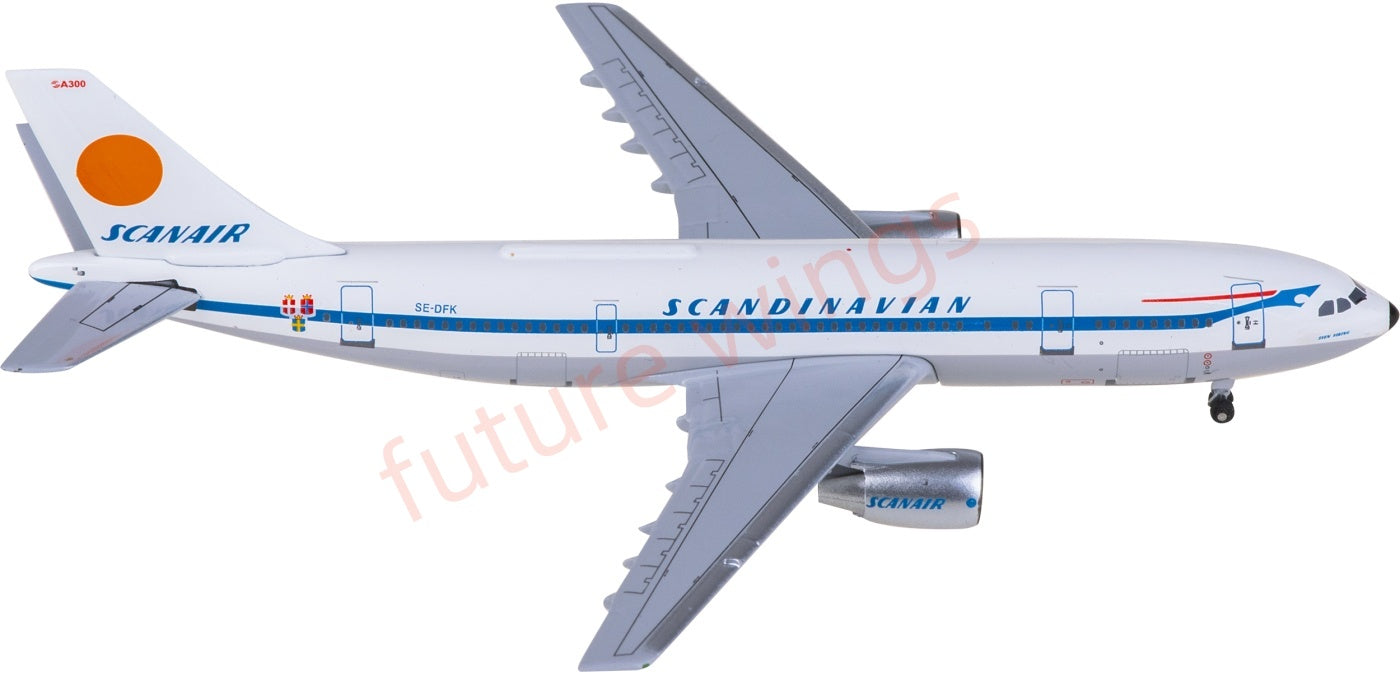1:400 AeroClassics AC411390 Scanair Airbus A300B4 SE-DFK Aircraft Model+Free Tractor