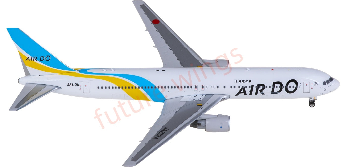 1:400 Phoenix PH04649 Air Do Boeing 767-300ER JA612A Aircraft Model+Free Tractor