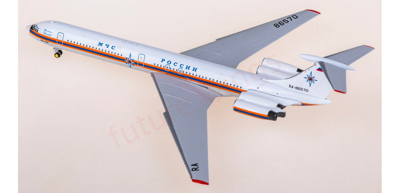 1:400 Phoenix PH12006 Russia Emercom Ilyushin IL-62M RA-86570 Aircraft Model+Free Tractor