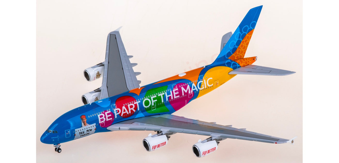 1:400 Geminijets GJUAE2345 Emirates Airways Airbus A380 A6-EES Aircraft Model+Free Tractor