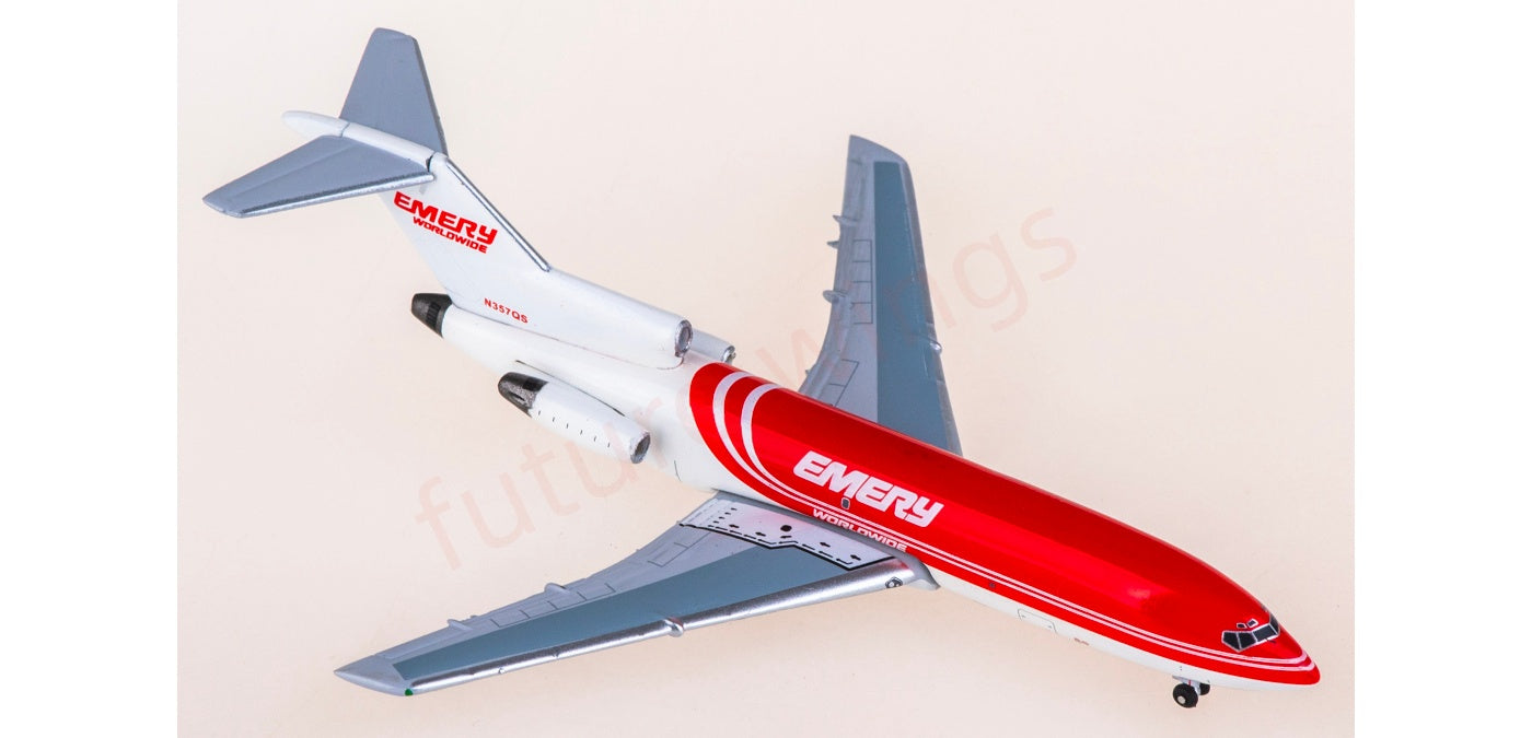 1:400 AeroClassics AC411442 Emery Boeing 727-100F N357QS Aircraft Model+Free Tractor