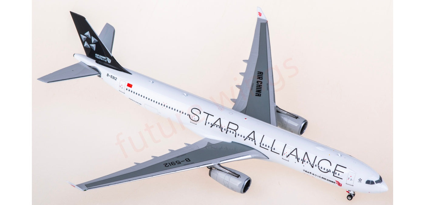 1:400 Phoenix PH12023 Air China Airbus A330-300 B-5912 Aircraft Model+Free Tractor