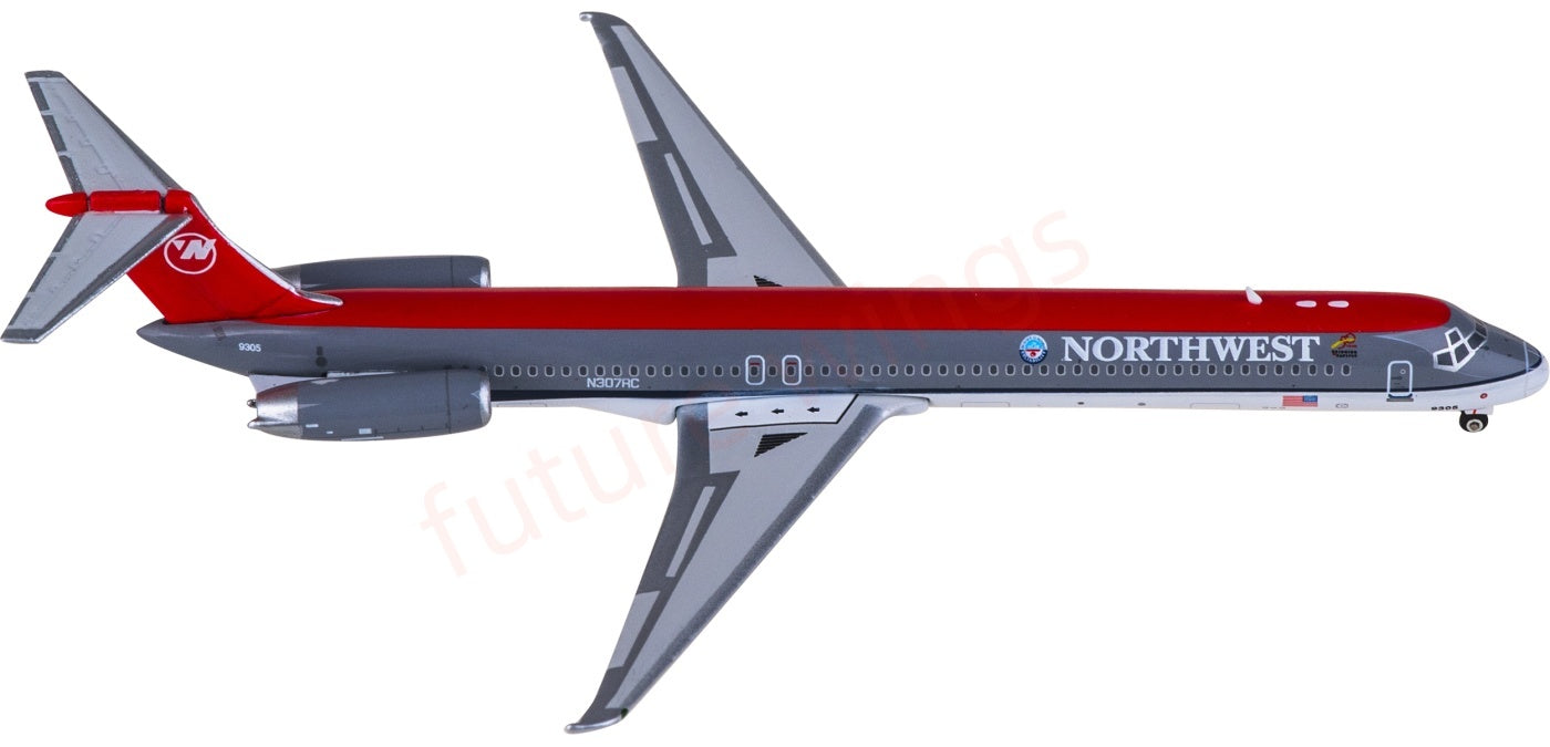 1:400 Phoenix PH04662 Northwest Airlines McDonnell Douglas MD-82 N307RC Aircraft Model+Free Tractor
