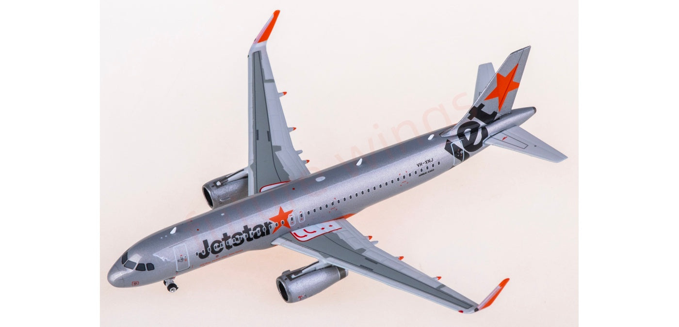 1:400 Phoenix PH12033 Jetstar Airbus A320 VH-XNJ Aircraft Model+Free Tractor