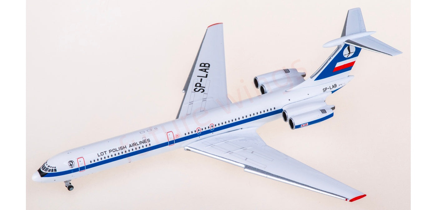 1:400 Phoenix PH12030 LOT Ilyushin IL-62 SP-LAB Aircraft Model+Free Tractor