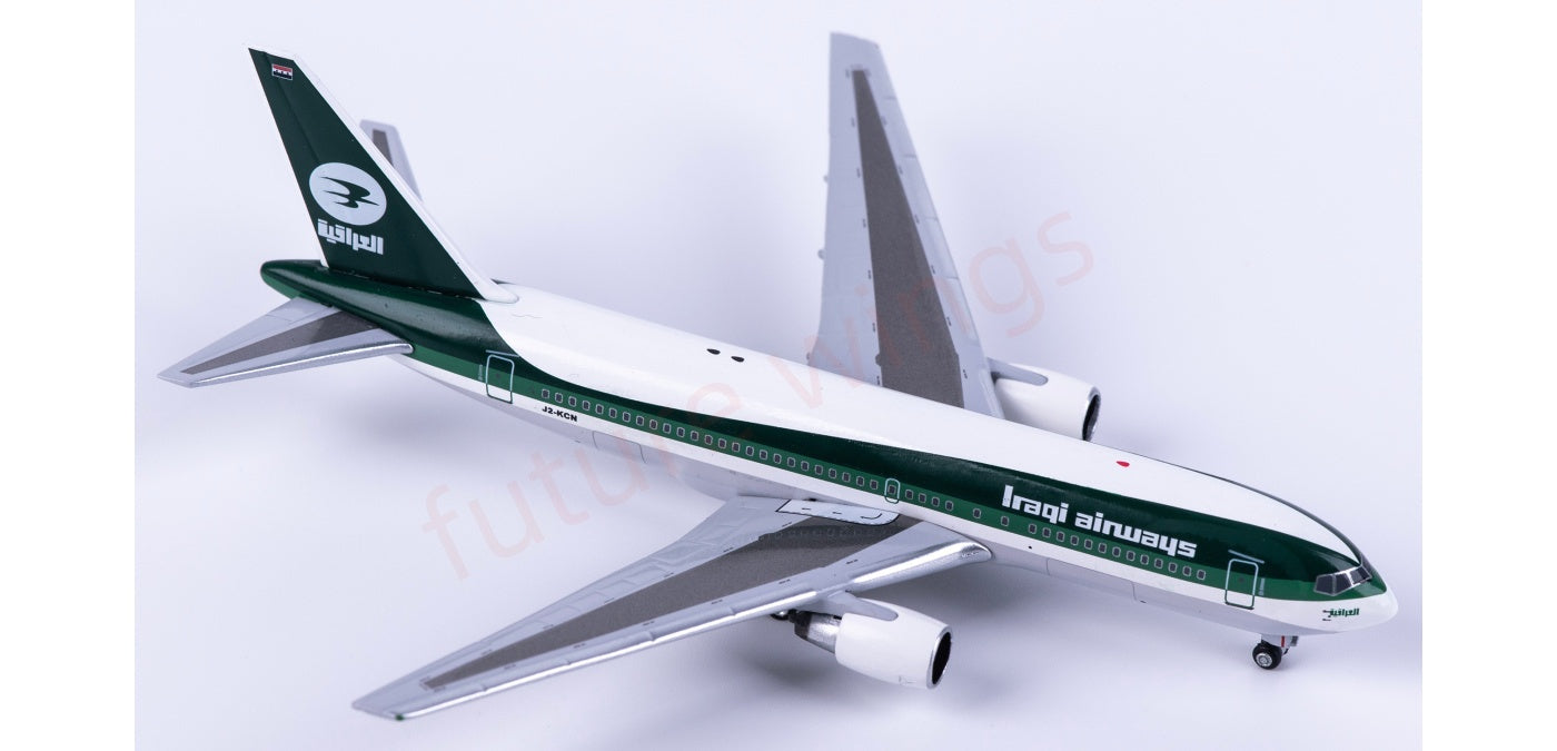 1:400 AeroClassics AC411484 Iraqi Airways B767-200 J2-KCN Aircraft Model+Free Tractor