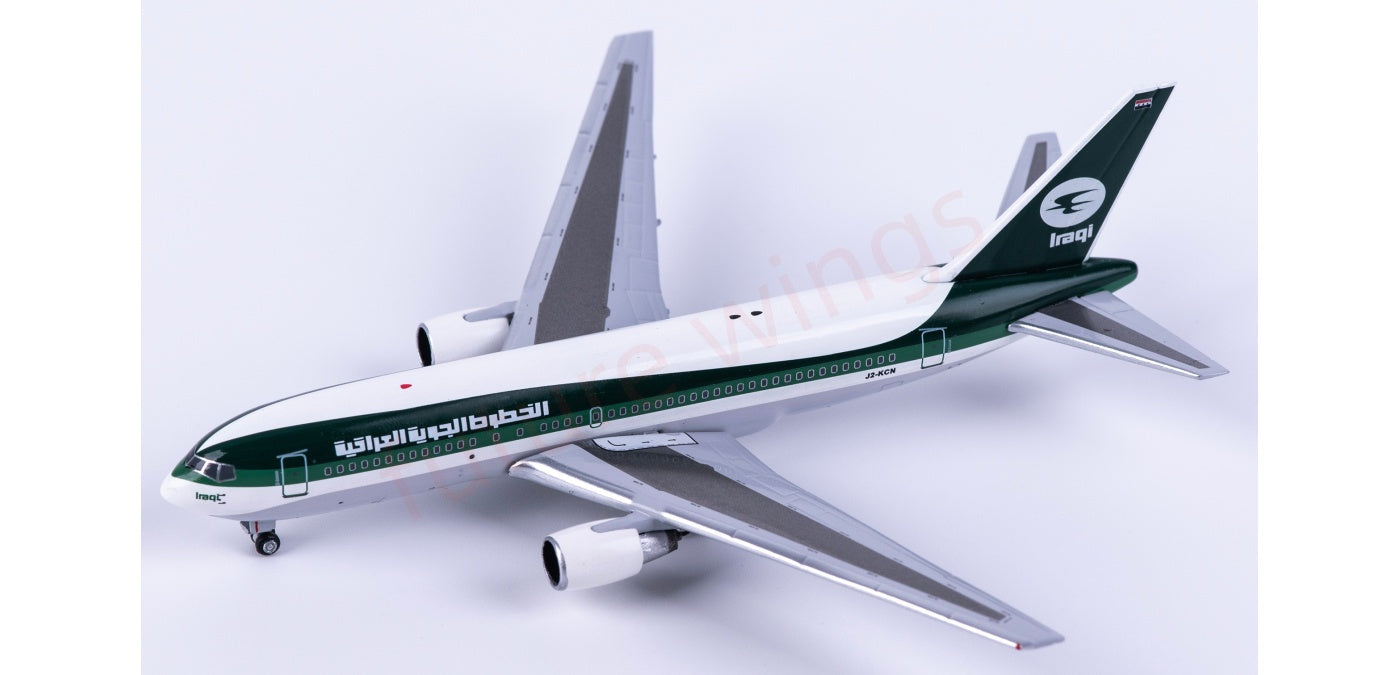1:400 AeroClassics AC411484 Iraqi Airways B767-200 J2-KCN Aircraft Model+Free Tractor