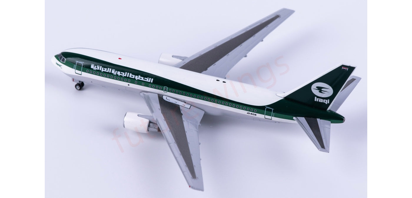 1:400 AeroClassics AC411484 Iraqi Airways B767-200 J2-KCN Aircraft Model+Free Tractor