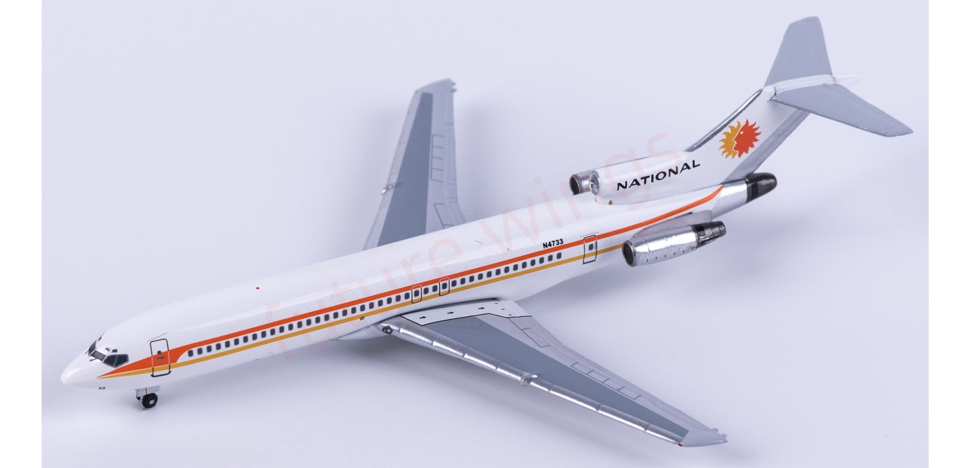 1:400 AeroClassics AC411483 National Airlines B727-200 N4733 Aircraft Model+Free Tractor