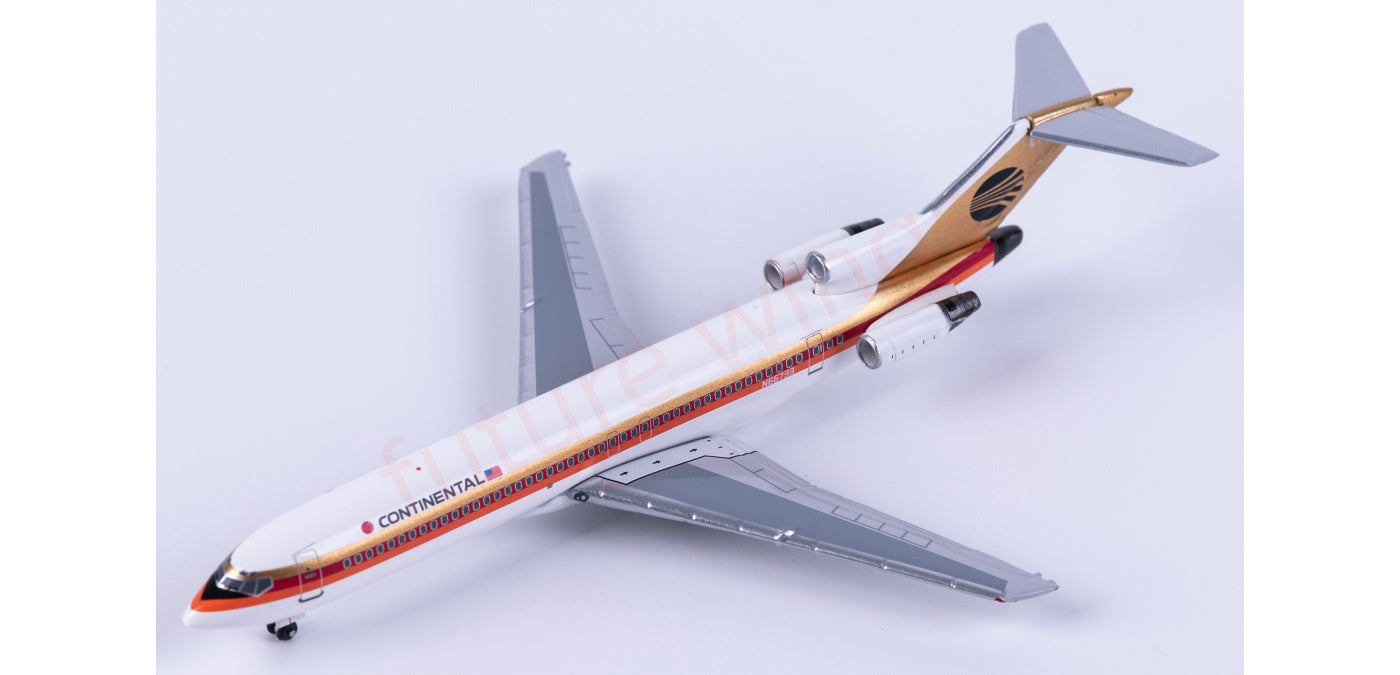 1:400 AeroClassics AC411478 Continental Airlines B727-200 N66733 Aircraft Model+Free Tractor