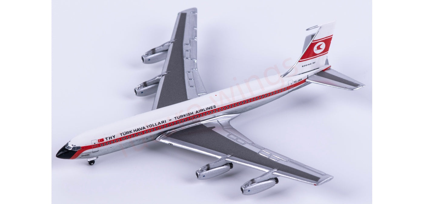 1:400 AeroClassics AC411466 Turkish Airlines B707-300 TC-JAH Aircraft Model+Free Tractor