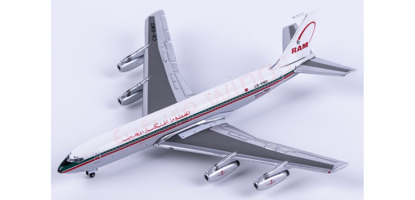 1:400 AeroClassics AC411197 Royal Air Maroc B707-420 CN-RMD Aircraft Model+Free Tractor