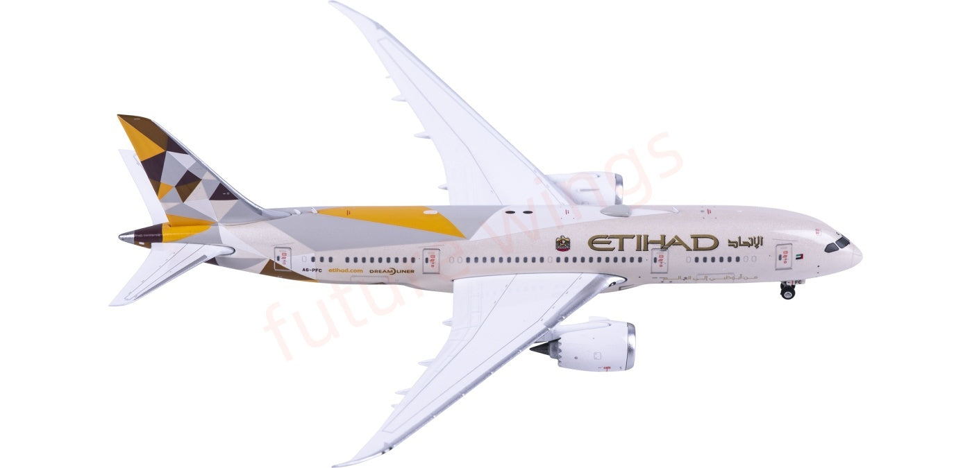 1:400 Phoenix PH12065 Etihad Airways B787-8 A6-PFC Aircraft Model+Free Tractor