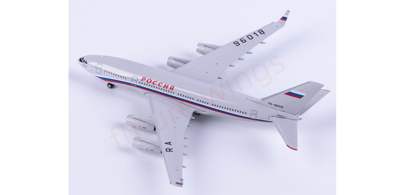 1:400 Phoenix PH12053 Rossiya Special Flight Detachment Ilyushin IL-96-300 RA-96018 Aircraft Model+Free Tractor